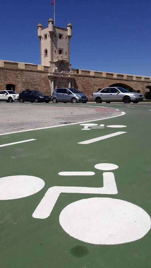 El Rincon Del Tio De La Tiza Lejlighed Cádiz Eksteriør billede